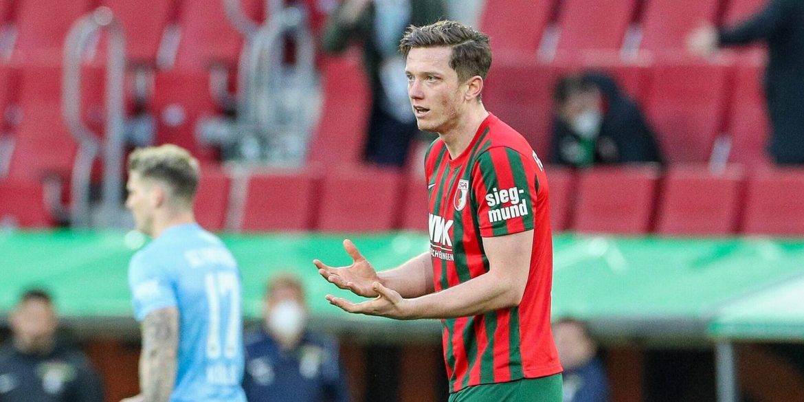 Transfergerüchte: Freiburg jagt FCA-Stürmer – nächster Neuzugang für Werder