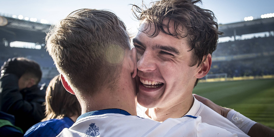 Comunio-Gerüchteküche: Dänische Scholle schwimmt in die Bundesliga – Schalke steigt ins Wettbieten ein!
